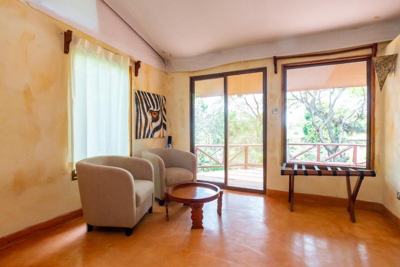 טאלק Prideinn Mara Camp & Cottages מראה חיצוני תמונה